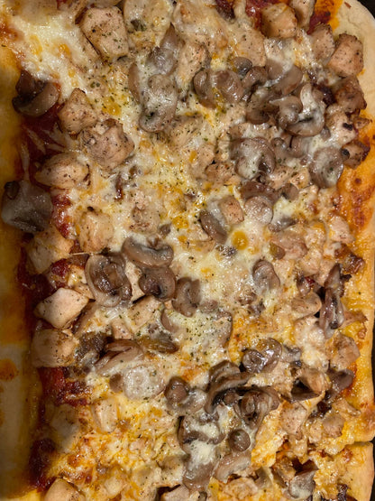 Pizza au poulet et champignons